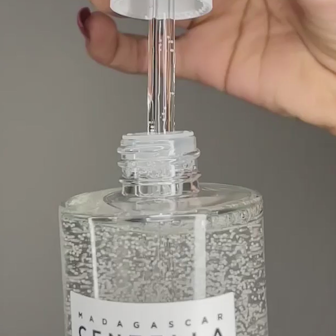 Serum Madagascar Centella Brightening Ampoule Tone Capsule Unifica el tono de tu piel y reduce manchas Serum Madagascar Centella Brightening Ampoule Tone Capsule Unifica el tono de tu piel y reduce manchas