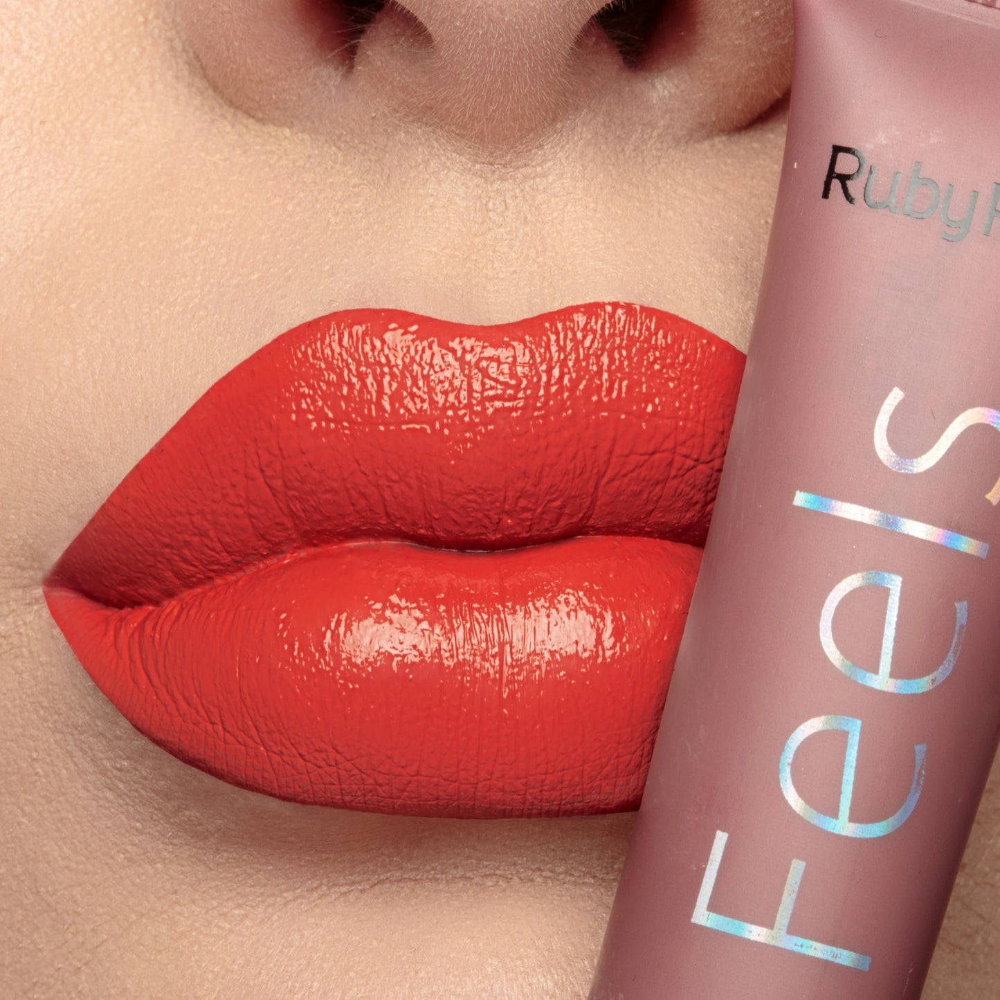 LABIAL CREMOSO FEELS RUBY ROSE 358